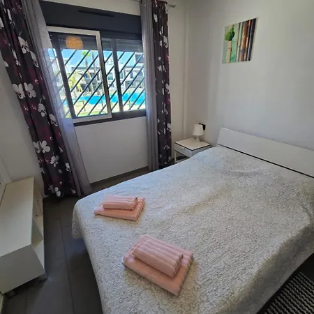 Sunny Ground Floor Opposite The Swimming Pool *